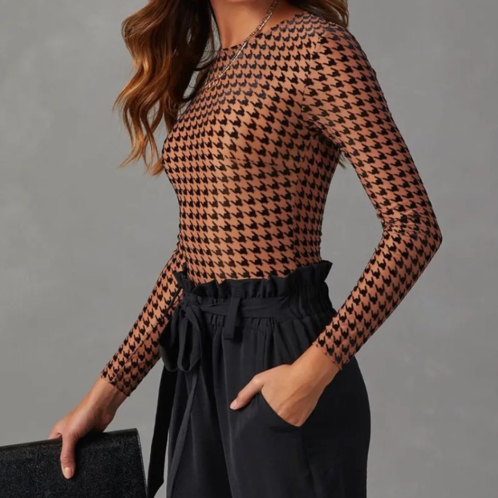 The sold out VICI All The Craze Velvet Mesh Houndstooth Bodysuit 🤎🖤 - Picture 2 of 15